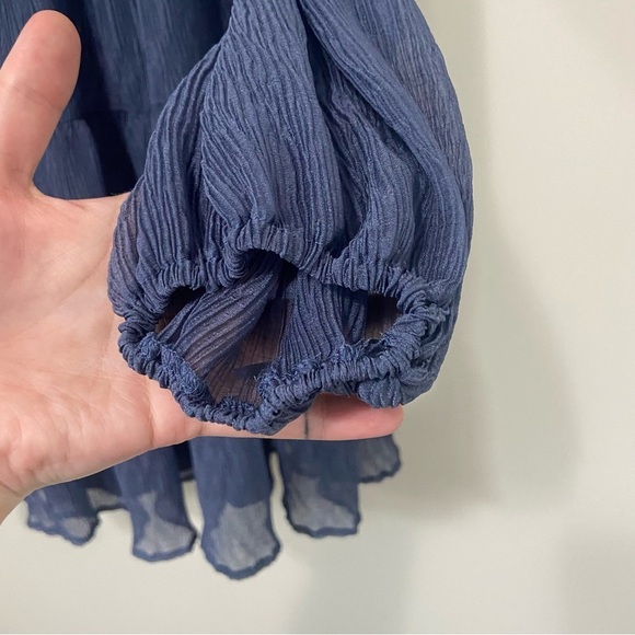 Altar'd State NWT Dark Blue Flowy Smocked Long Sleeve Mini Dress Size Large - Picture 5 of 10